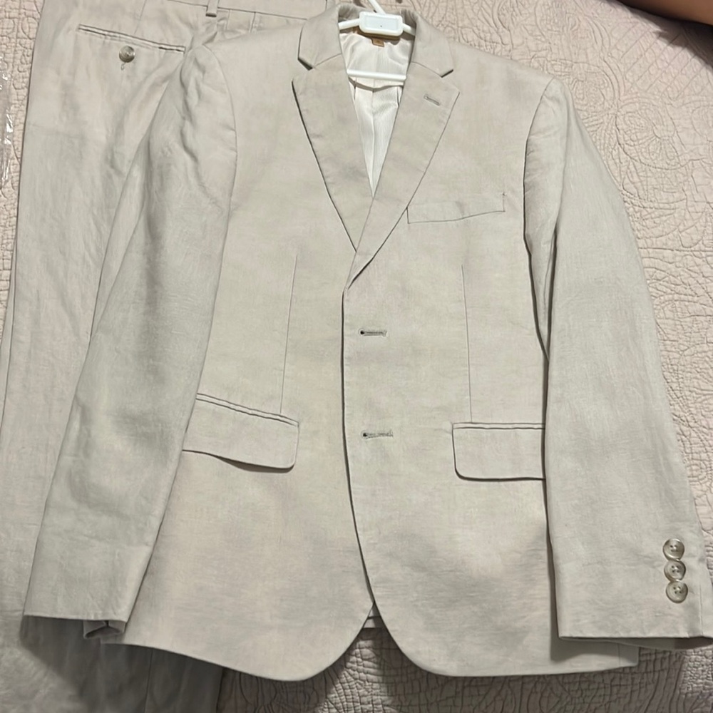 Boys suit and bottoms